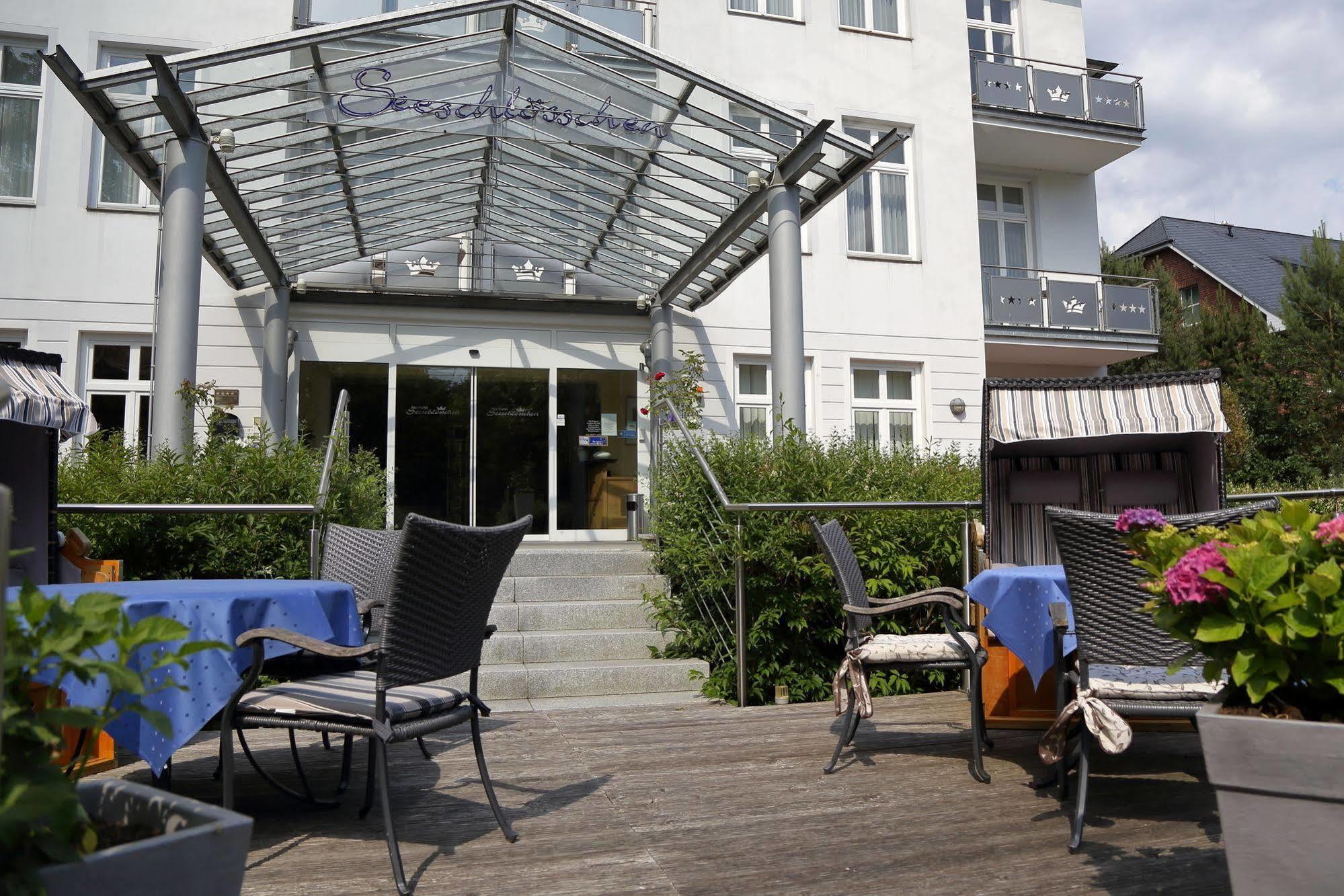 Aparthotel Seeschloesschen Zinnowitz Exterior foto
